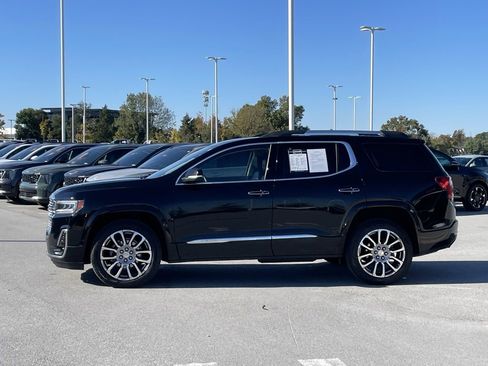 Used 2023 GMC Acadia Denali w/ Trailering Package image 4