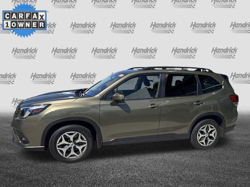 Used 2024 Subaru Forester Premium AWD/4WD image 7