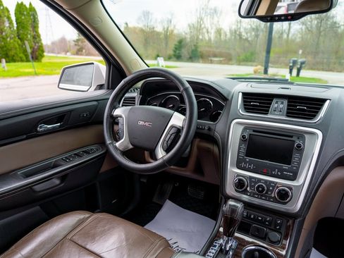 Used 2017 GMC Acadia Limited SLT AWD/4WD image 29