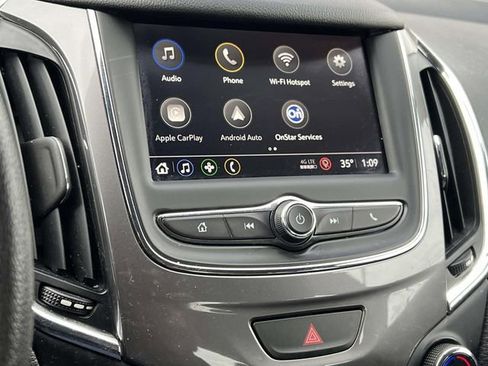 Used 2019 Chevrolet Cruze LT w/ LT Fleet Convenience Package image 24