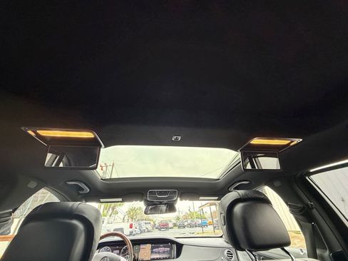 Used 2015 Mercedes-Benz S 550 4MATIC Sedan image 39