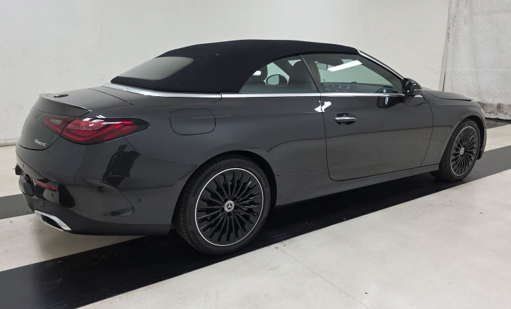 Used 2026 Mercedes-Benz CLE 300 4MATIC Cabriolet w/ Driver Assistance Package image 3