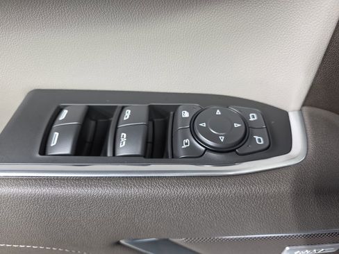 New 2026 GMC Sierra 1500 SLT w/ SLT Premium Package image 26