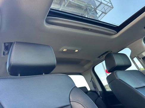 Used 2017 GMC Sierra 1500 SLT AWD/4WD image 16