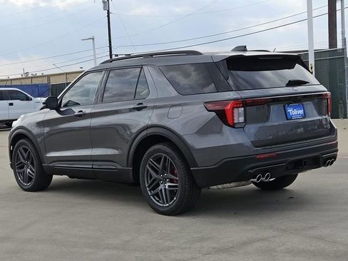 New 2026 Ford Explorer ST w/ Sun And Sound Package image 7