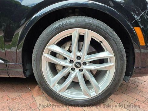 Used 2017 Audi Q7 3.0T Prestige AWD/4WD image 11