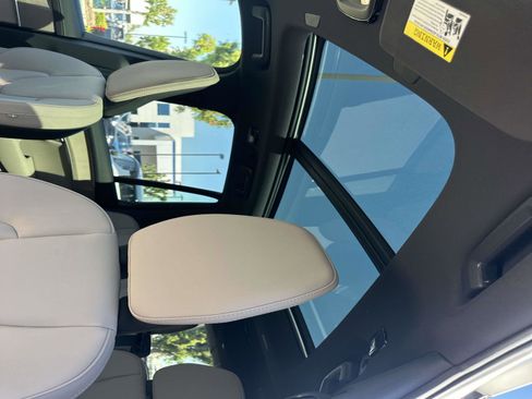 New 2026 Volvo XC90 T8 Plus w/ Protection Package Premier image 25