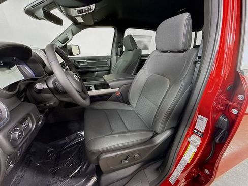 New 2026 RAM 1500 4x4 Crew Cab image 21