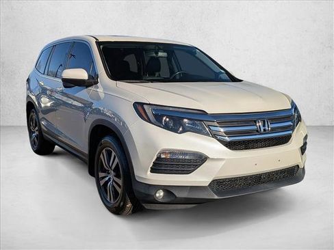Used 2017 Honda Pilot EX-L image 3