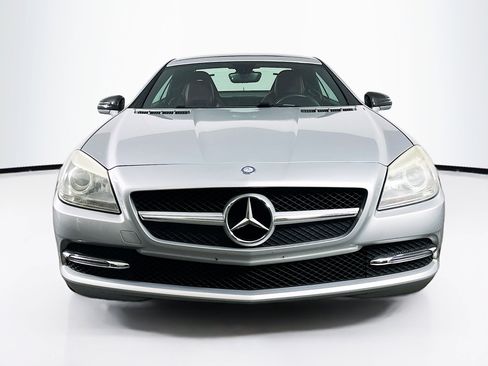 Used 2015 Mercedes-Benz SLK 250 image 2