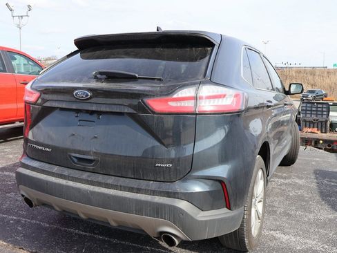 Used 2022 Ford Edge Titanium image 17