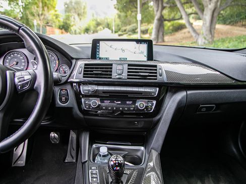 Used 2017 BMW M3 Sedan image 22