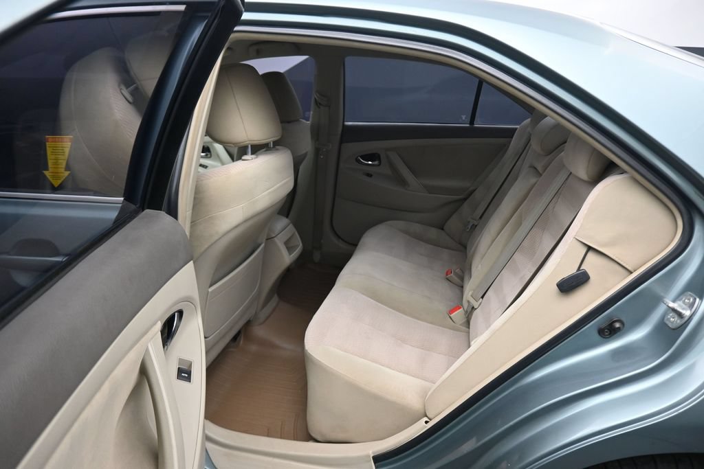 Used 2011 Toyota Camry LE w/ LE Extra-Value Pkg FWD image 28