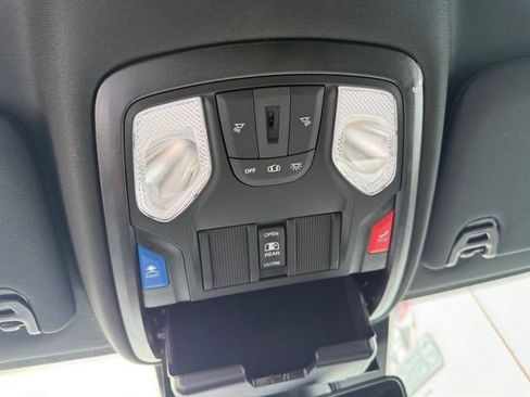 New 2026 RAM 2500 Big Horn AWD/4WD image 34