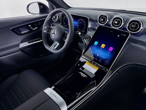 New 2026 Mercedes-Benz GLC 300 image 15