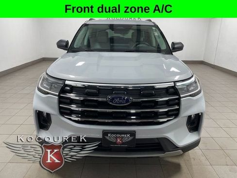 New 2026 Ford Explorer Active w/ Active Comfort Package AWD/4WD image 2