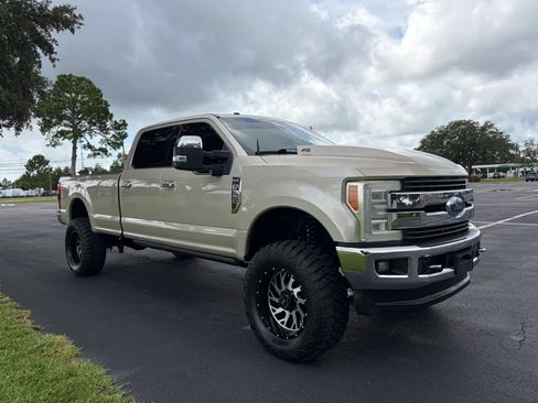 Used 2017 Ford F350 King Ranch w/ King Ranch Ultimate Package AWD/4WD image 9