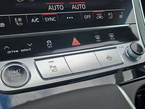 New 2026 Audi Q8 Premium Plus AWD/4WD image 10