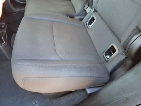 Used 2023 Jeep Gladiator Sport image 24