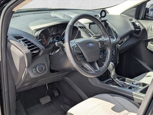 Used 2017 Ford Escape Titanium FWD image 8