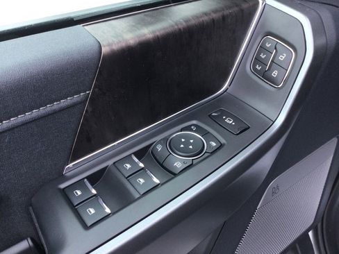 New 2026 Ford F350 Lariat w/ Lariat Ultimate Package image 11