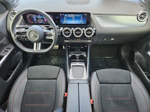 Certified 2024 Mercedes-Benz GLA 250 image 26