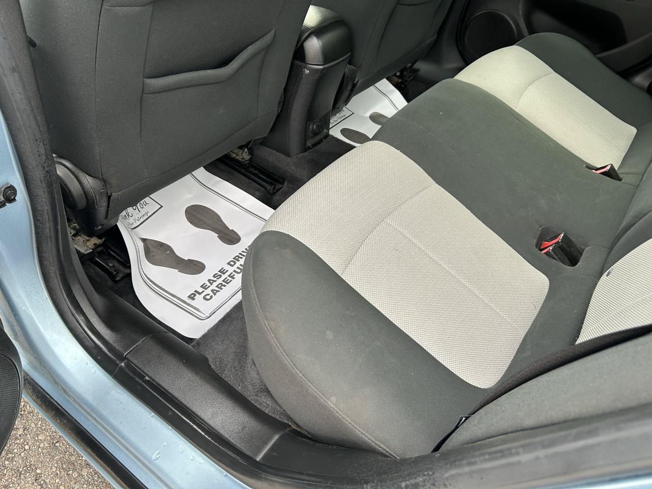 Used 2011 Chevrolet Cruze LS w/ Connectivity Package FWD image 9