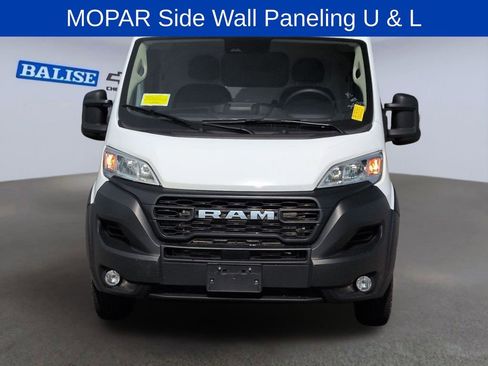 Used 2025 RAM ProMaster 2500 w/ Convenience Group FWD image 8