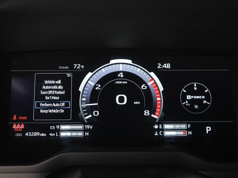 Used 2023 Toyota Tundra Platinum AWD/4WD image 31