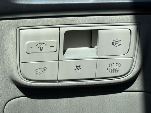 New 2026 Hyundai Tucson Limited AWD/4WD image 17