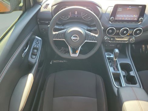 Certified 2025 Nissan Sentra SR image 13
