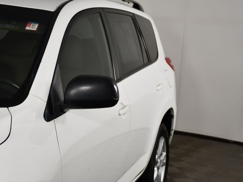 Used 2011 Toyota RAV4 2WD w/ Upgrade Value Pkg image 13
