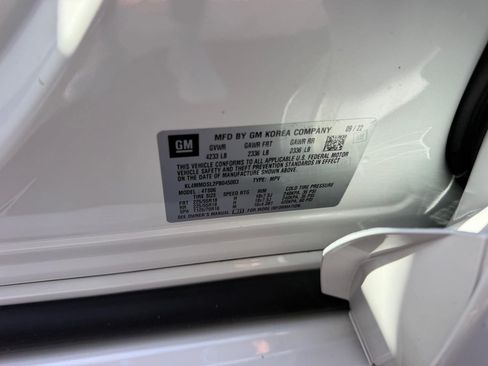 Used 2023 Buick Encore GX Select w/ Sport Touring Package FWD image 23