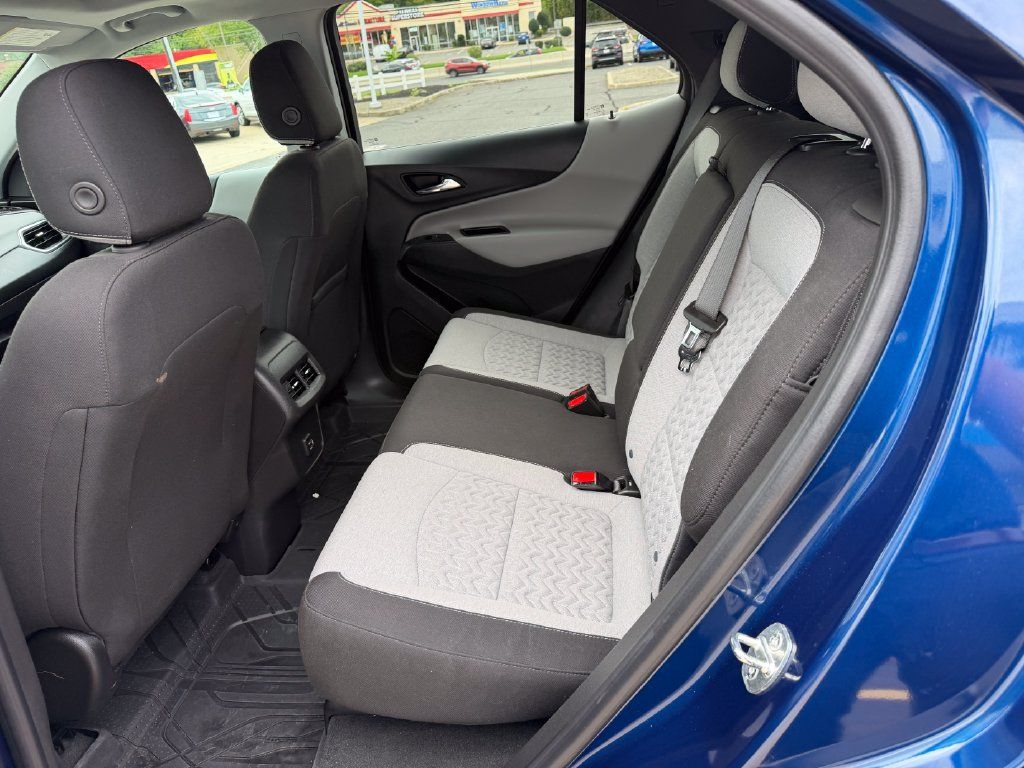 Used 2022 Chevrolet Equinox LT FWD image 11