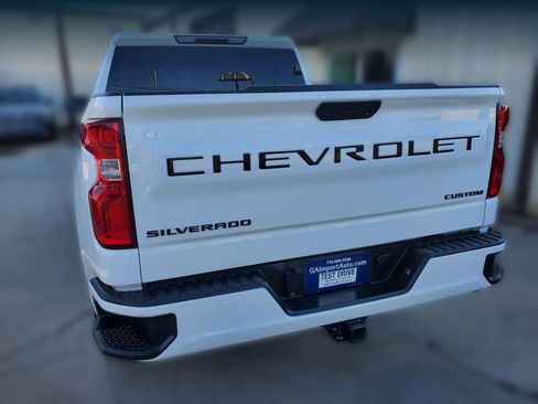 Used 2021 Chevrolet Silverado 1500 Custom image 10