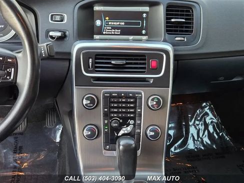 Used 2012 Volvo S60 T5 FWD image 22