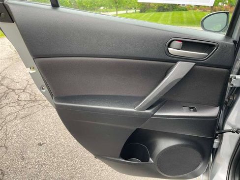 Used 2012 MAZDA MAZDA3 i Touring FWD image 75