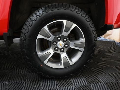 Used 2015 Chevrolet Colorado Z71 w/ LPO, Bed Protection Package image 31