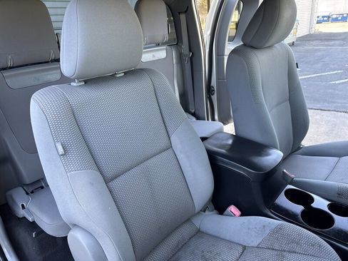 Used 2012 Toyota Tacoma 2WD Access Cab image 38