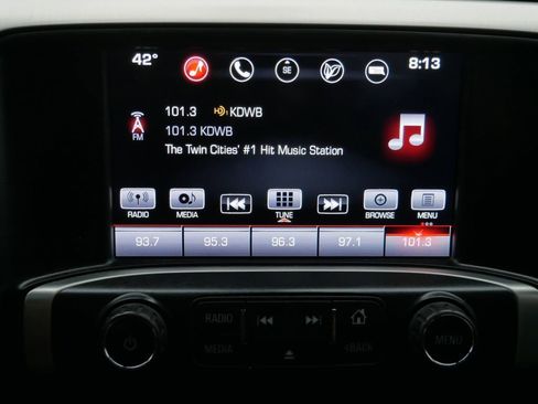 Used 2016 GMC Sierra 1500 SLE image 41