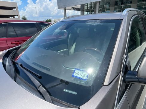 Used 2012 Cadillac SRX Luxury FWD image 9