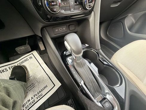 Used 2023 Buick Encore GX Select image 15