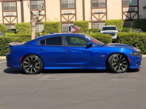 Used 2018 Dodge Charger R/T Scat Pack image 4