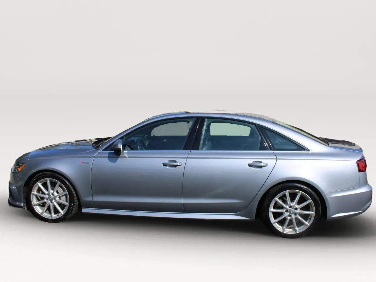 Used 2017 Audi A6 3.0T Prestige w/ Comfort Seating Package AWD/4WD image 5