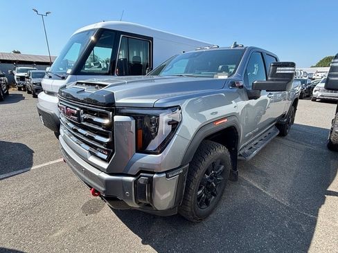 Used 2024 GMC Sierra 3500 AT4 w/ Technology Package AWD/4WD image 1