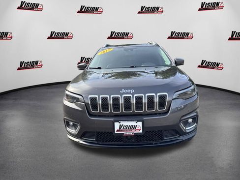 Used 2019 Jeep Cherokee Limited w/ Technology Group AWD/4WD image 2