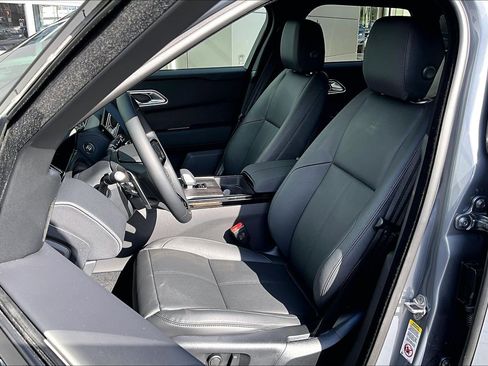 New 2026 Land Rover Range Rover Velar Dynamic SE AWD/4WD image 9