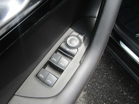 Used 2021 Chevrolet Blazer RS w/ Enhanced Convenience Package AWD/4WD image 14
