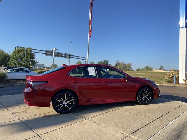 Used 2023 Toyota Camry SE FWD image 12