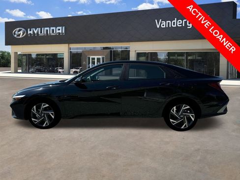 New 2025 Hyundai Elantra Sport image 3